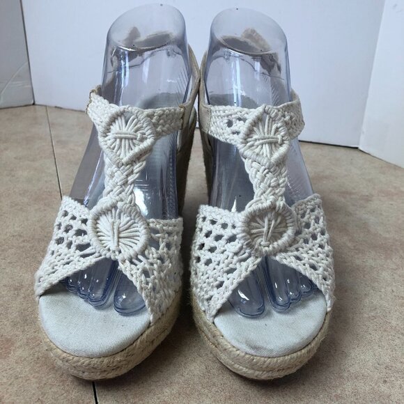 NWOB SoftMoc Emmy White Crochet Espadrilles Wedge Sandals Size 8 - Picture 2 of 13